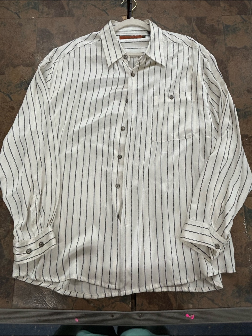 Men's White Vertical-Stripe Button-Up Shirt